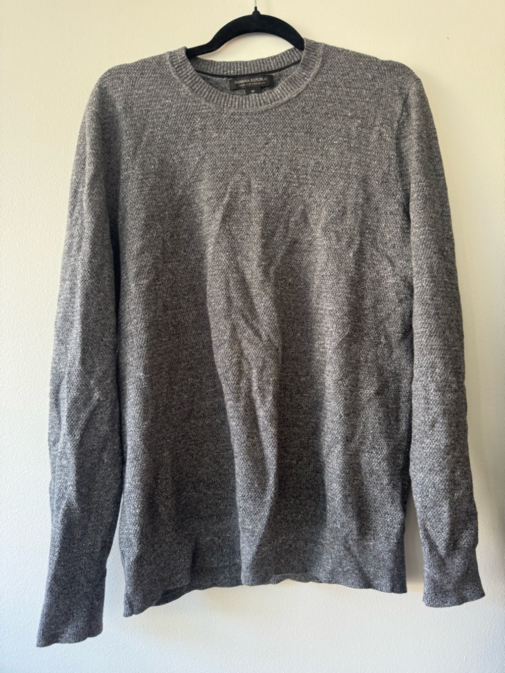 Banana Republic Men's Crewneck Sweater in Charcoal Gray
